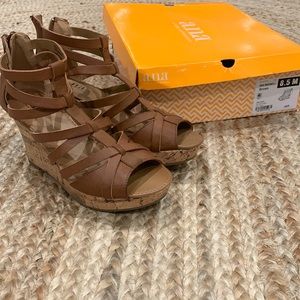 New never worn Ana maxwell sandals.